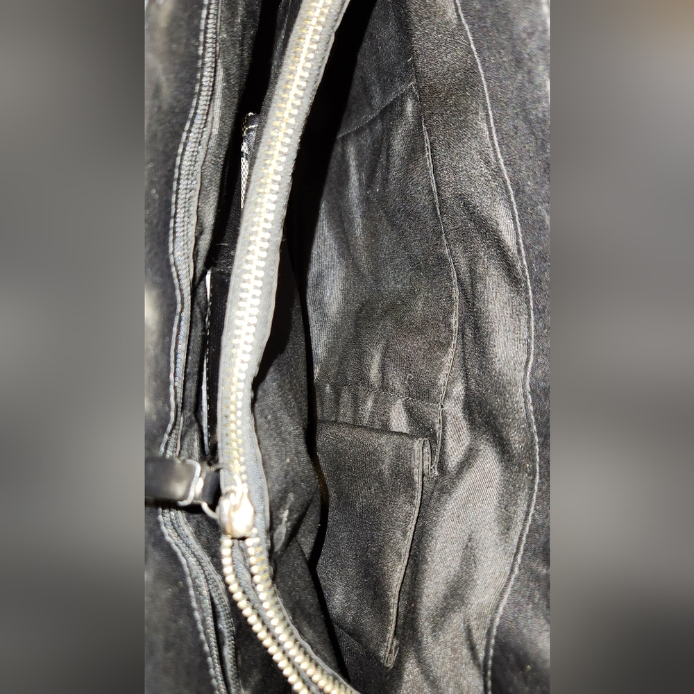 Coach Hampton Signature Handbag - Picture 5 of 13